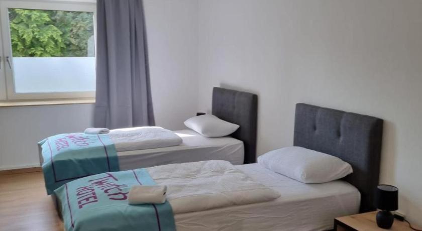 Twitch Apartments Achim Exteriör bild